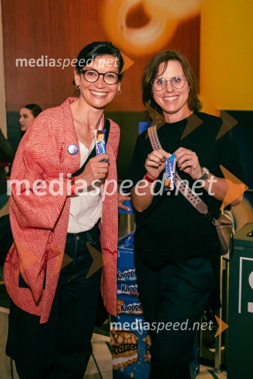  Simona  Belle, služba za stike z javnostmi MGL;  Petra Hrastar, MGLTradicionalni koncert MGL&AGRFT v Kino Šiška