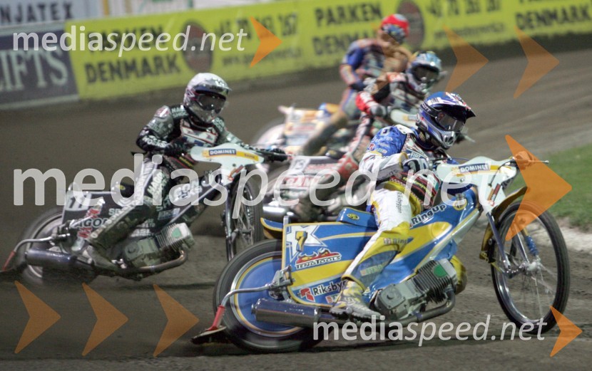 Iz ozadja naprej: Krzysztof Kasprzak (Poljska), Ryan Sullivan (Avstralija), Lee Richardson (Velika Britanija) in Andreas Jonsson (Švedska)SPEEDWAY, VN Evrope 2005
