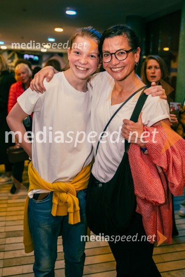  ... ;  Simona  Belle, služba za stike z javnostmi MGLTradicionalni koncert MGL&AGRFT v Kino Šiška