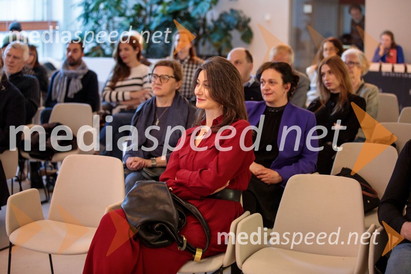 doc. dr. Maja Petrović Šteger, antropologinjaPredstavitev knjige Ogenj Aleša Štegerja