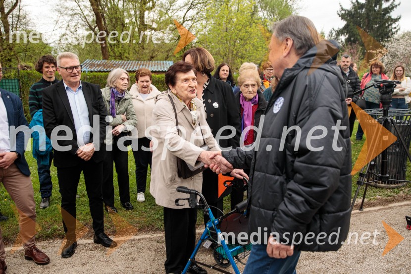  ... ;  Zoran Janković, župan, Mestna občina LjubljanaSpominska tabla v čast Aniti Ogulin ob Poti spominov in tovarištva
