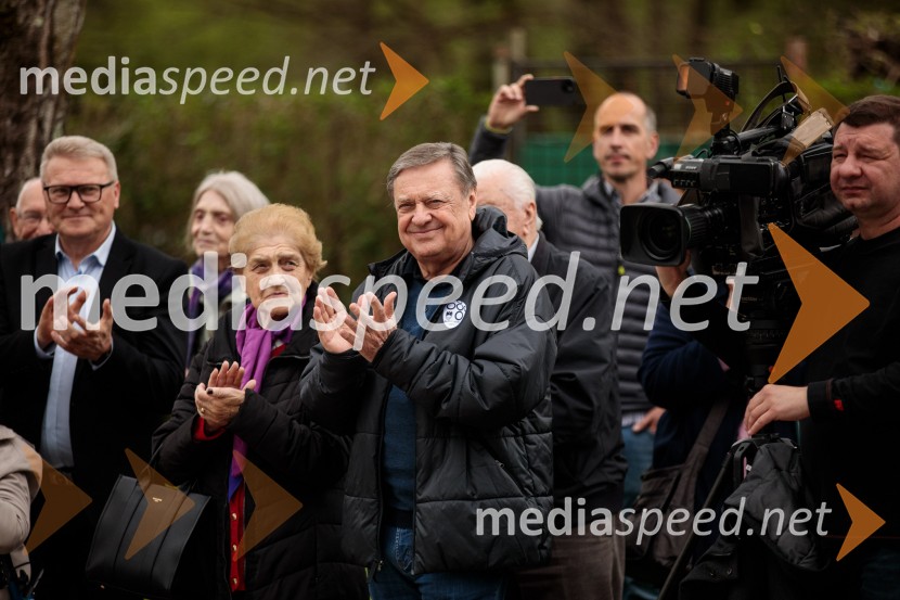  Zoran Janković, župan, Mestna občina LjubljanaSpominska tabla v čast Aniti Ogulin ob Poti spominov in tovarištva