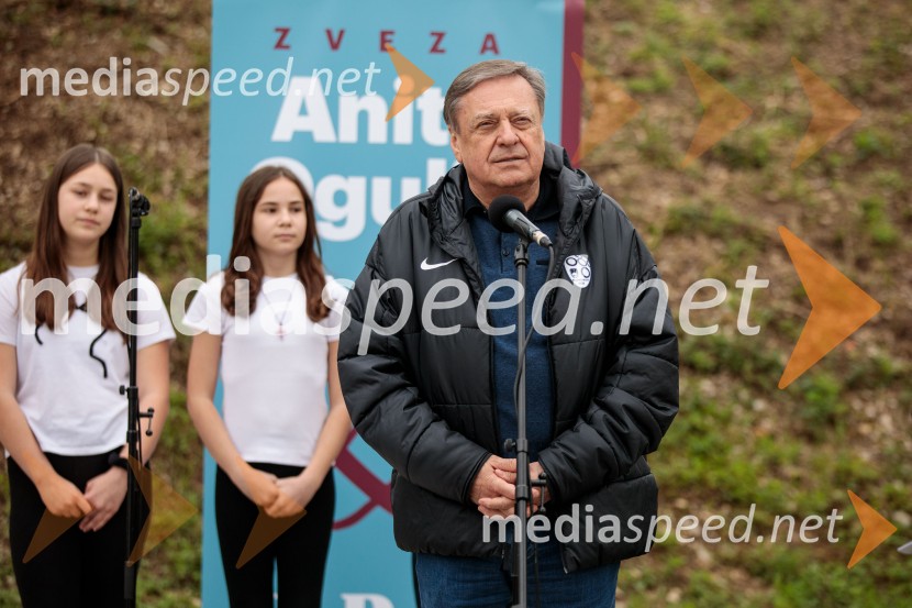  Zoran Janković, župan, Mestna občina LjubljanaSpominska tabla v čast Aniti Ogulin ob Poti spominov in tovarištva