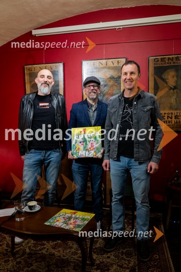  Robert Firer - Fiki, prvi član dueta Mi2;  Matej Krajnc, kantavtor, pisatelj in urednik;  Jernej Dirnbek - Dimek, skupina MI2Skupina Mi2 izdala vinilno ploščo Črtica