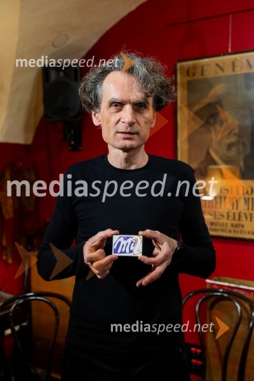  Jure Longyka, moderatorSkupina Mi2 izdala vinilno ploščo Črtica