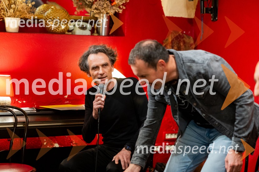  Jure Longyka, moderator;  Jernej Dirnbek - Dimek, skupina MI2Skupina Mi2 izdala vinilno ploščo Črtica