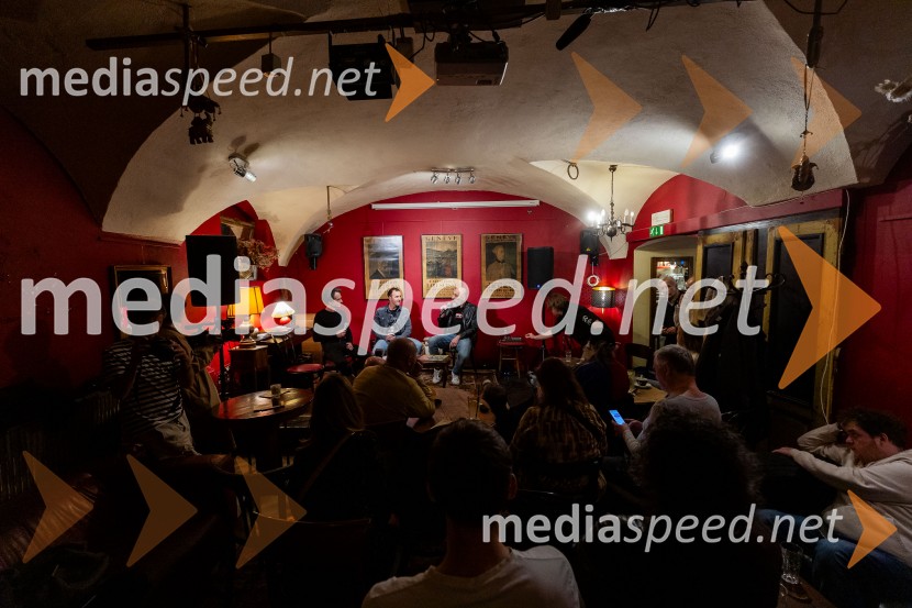 Skupina Mi2 izdala vinilno ploščo Črtica