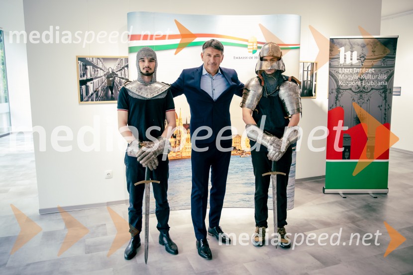 Krokarjev vzpon, vrhunska zgodovinska serija prihaja na Planet