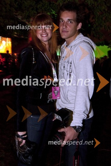 Karin Škufca, manekenka in Žiga Intihar, fotograf6. dobrodelni Žur z razlogom