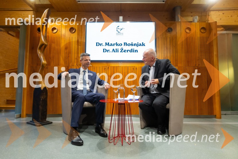 dr.  Marko Bošnjak, predsednik Evropskega sodišča za človekove pravice;  Ali Žerdin, novinar in urednik, Sobotna priloga DelaIskrivo v živo: dr. Marko Bošnjak v pogovoru z dr. Alijem Žerdinom