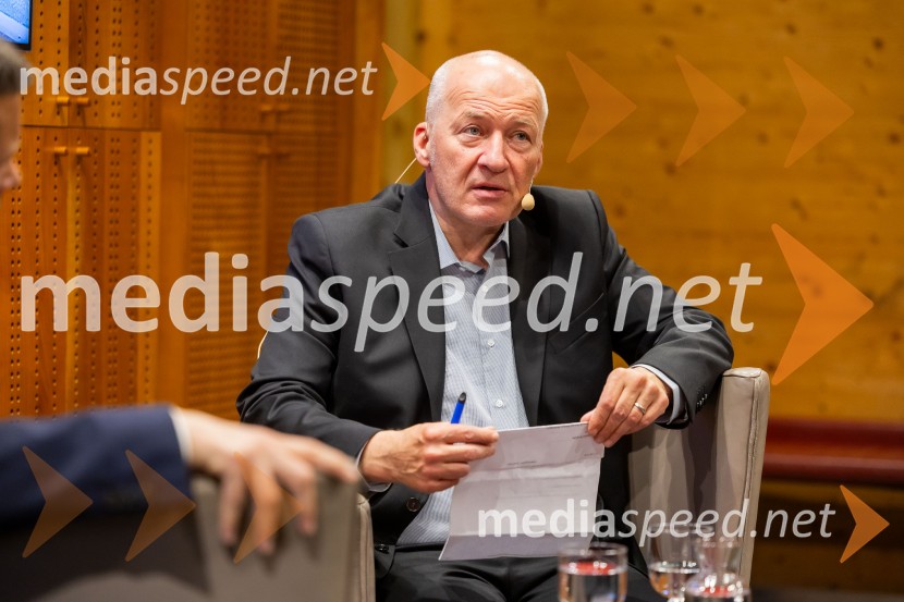  Ali Žerdin, novinar in urednik, Sobotna priloga DelaIskrivo v živo: dr. Marko Bošnjak v pogovoru z dr. Alijem Žerdinom