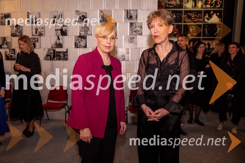 dr. Nataša Pirc Musar, predsednica Republike Slovenije;  Vesna Jurca Tadel, ravnateljica SNG Drama LjubljanaZdravnica, premiera v SNG Drama Ljubljana