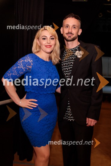  Tjaša  Platovšek, voditeljica in urednica, RTV SLO;  Jernej Pristov, vodja službe za odnose z javnostmi SNG Drama LjubljanaZdravnica, premiera v SNG Drama Ljubljana