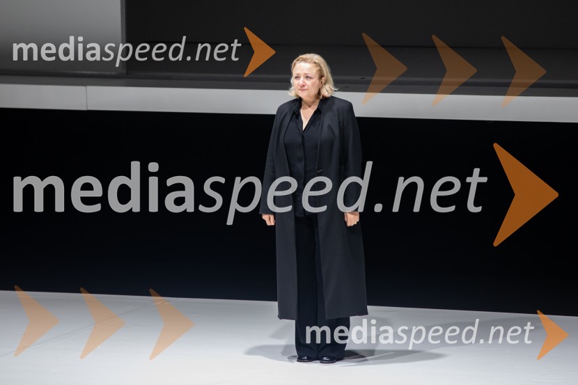  Nataša Barbara Gračner, režiserka in igralkaZdravnica, premiera v SNG Drama Ljubljana