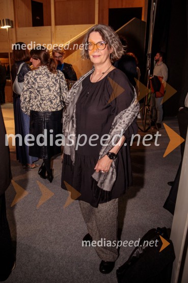  Maja Sever, igralkaZdravnica, premiera v SNG Drama Ljubljana