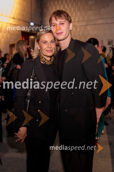  ... ;  Timon Šturbej, igralecZdravnica, premiera v SNG Drama Ljubljana