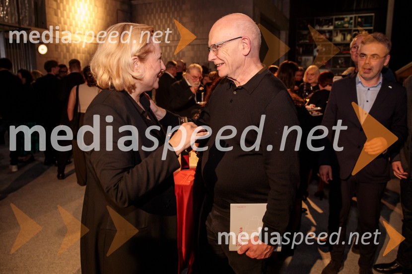  Nataša Barbara Gračner, režiserka in igralka; Dr. Mladen Dolar, filozofZdravnica, premiera v SNG Drama Ljubljana