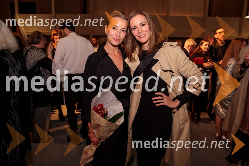  Maša Derganc, igralka;  ... Zdravnica, premiera v SNG Drama Ljubljana