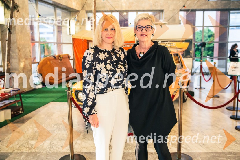  Metka Sulič, vodja odnosov z javnostjo, SNG Nova Gorica;  Mirjam Drnovšček, direktorica, SNG Nova GoricaKralj Lear, premiera v SNG Nova Gorica