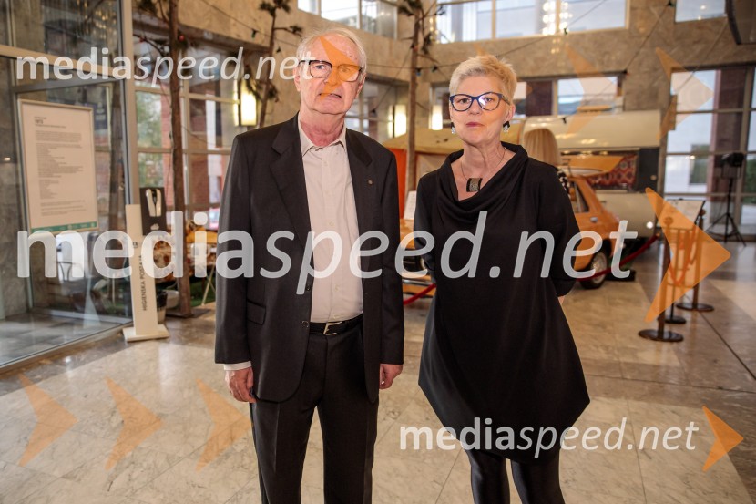  ... ;  Mirjam Drnovšček, direktorica, SNG Nova GoricaKralj Lear, premiera v SNG Nova Gorica