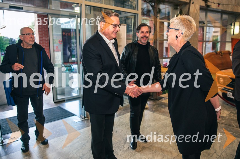  Dušan Mlakar, režiser;  Danijel Malalan, direktor, Stalno slovensko gledališče v Trstu;  Mirjam Drnovšček, direktorica, SNG Nova GoricaKralj Lear, premiera v SNG Nova Gorica