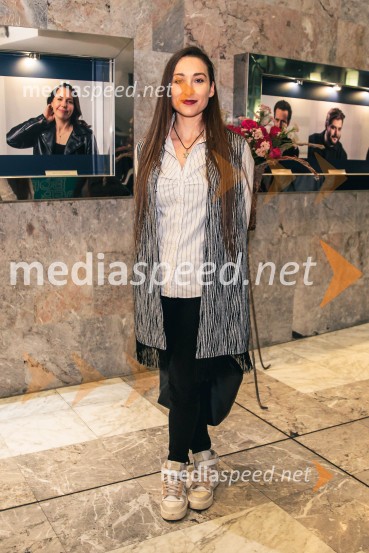  Gaja Višnar, igralkaKralj Lear, premiera v SNG Nova Gorica