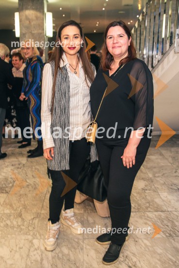  Gaja Višnar, igralka;  Teja Pelko, novinarkaKralj Lear, premiera v SNG Nova Gorica