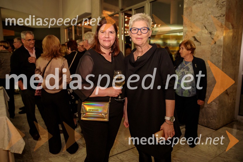  Teja Pelko, novinarka;  Mirjam Drnovšček, direktorica, SNG Nova GoricaKralj Lear, premiera v SNG Nova Gorica