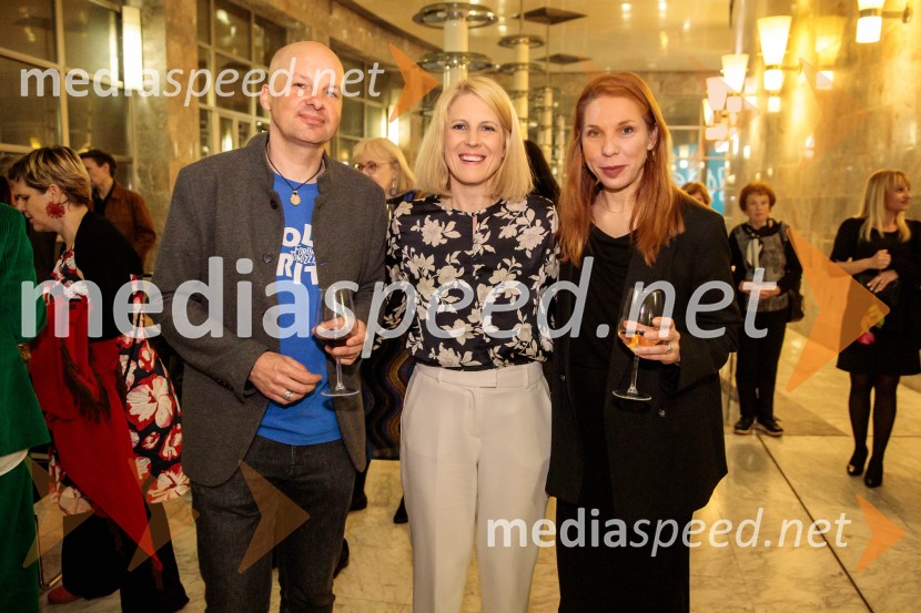  ... ;  Metka Sulič, vodja odnosov z javnostjo, SNG Nova Gorica;  ... Kralj Lear, premiera v SNG Nova Gorica