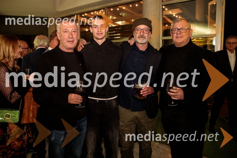  Ivica Buljan, režiser;  ... ;  Blaž Valič, igralec;  Robert Waltl, direktor, Mini teaterKralj Lear, premiera v SNG Nova Gorica