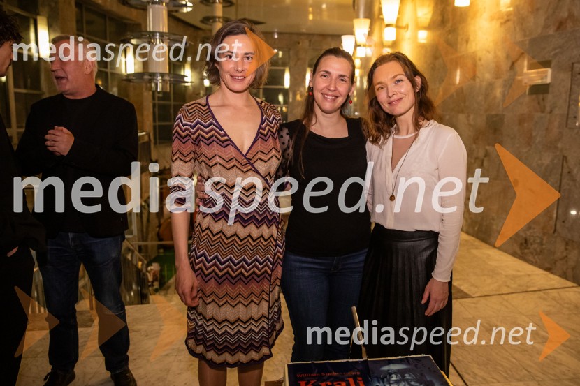  Medea Novak, igralka;  Patrizia  Jurinčič Finžgar, igralka;  Arna  Hadžialjević, igralkaKralj Lear, premiera v SNG Nova Gorica