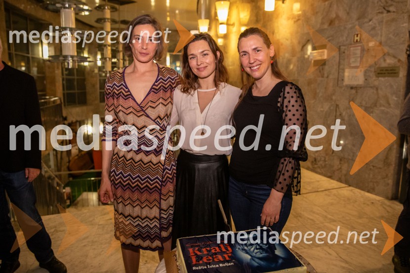  Medea Novak, igralka;  Arna  Hadžialjević, igralka;  Patrizia  Jurinčič Finžgar, igralkaKralj Lear, premiera v SNG Nova Gorica