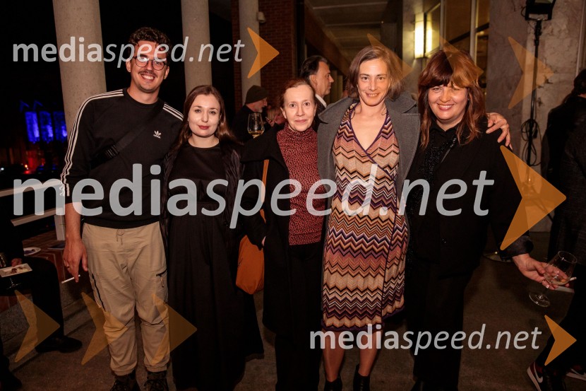  ... ;  ... ;  ... ;  Medea Novak, igralka;  Ana Savić Gecan, kostumografinjaKralj Lear, premiera v SNG Nova Gorica