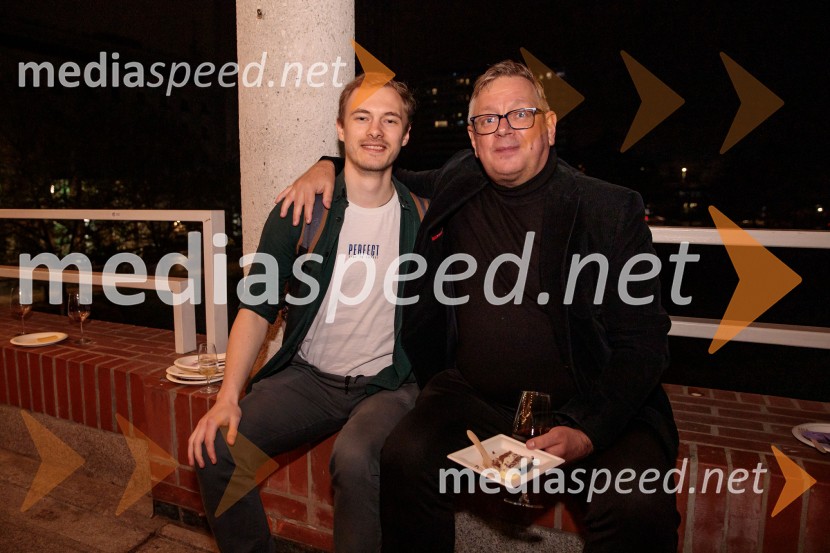  ... ;  Robert Waltl, direktor, Mini teaterKralj Lear, premiera v SNG Nova Gorica