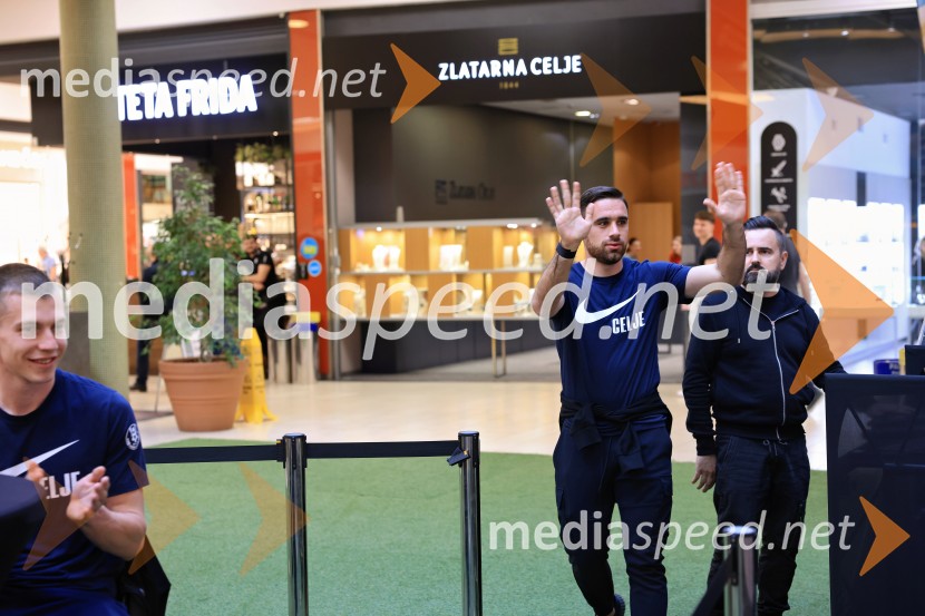  Aljoša Matko, nogometaš, NK CeljeMeet&Greet z Grofi v Citycentru Celje