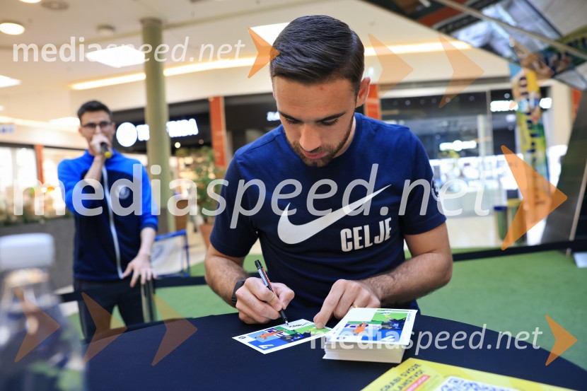 Aljoša Matko, nogometaš, NK CeljeMeet&Greet z Grofi v Citycentru Celje