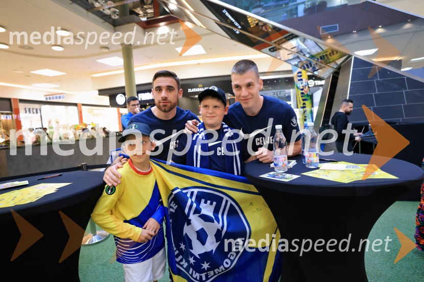  ... ;  Aljoša Matko, nogometaš, NK Celje;  ... ;  Mark Zabukovnik, nogometaš, NK CeljeMeet&Greet z Grofi v Citycentru Celje