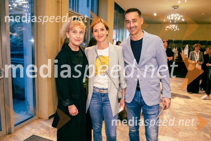  Barbara Hieng Samobor, direktorica in umetniška vodja MGL;  ... ;  ... Alarm telesa, premiera v MGL