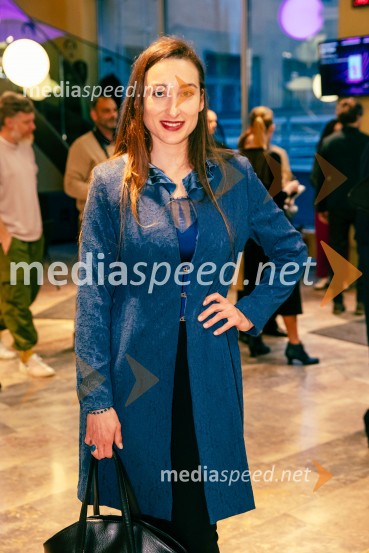  Gaja Višnar, igralkaAlarm telesa, premiera v MGL