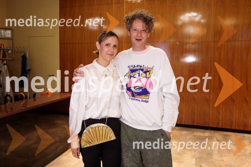 Alarm telesa, premiera v MGL