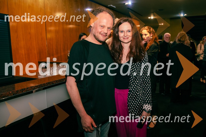  Gašper Jarni, igralec;  ... Alarm telesa, premiera v MGL