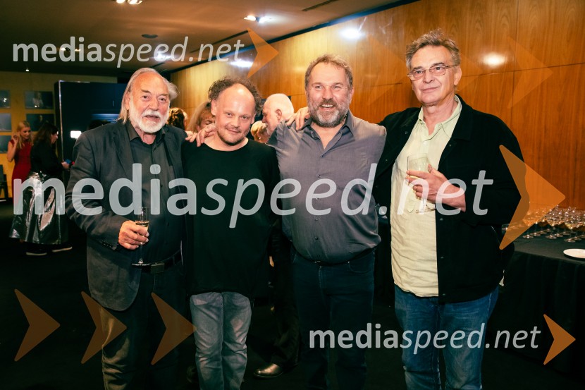  Karpo Godina, režiser;  Gašper Jarni, igralec;  Lotos Vincenc Šparovec, igralec;   Igor  Samobor, igralecAlarm telesa, premiera v MGL