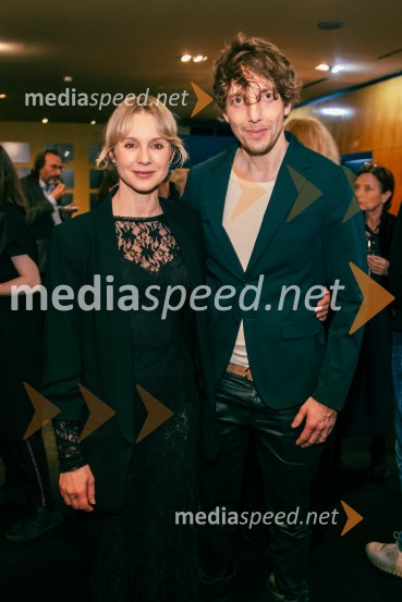  Iva Krajnc Bagola, igralka;  Aljoša  Bagola, predavatelj, avtor in kreativecAlarm telesa, premiera v MGL