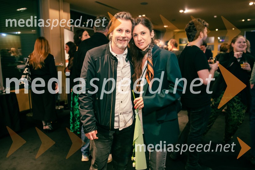  Aljoša Ternovšek, igralec;  ... Alarm telesa, premiera v MGL