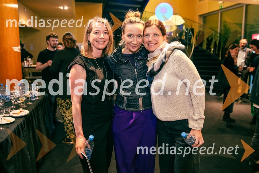  ... ;  Mojca Funkl, igralka;  ... Alarm telesa, premiera v MGL