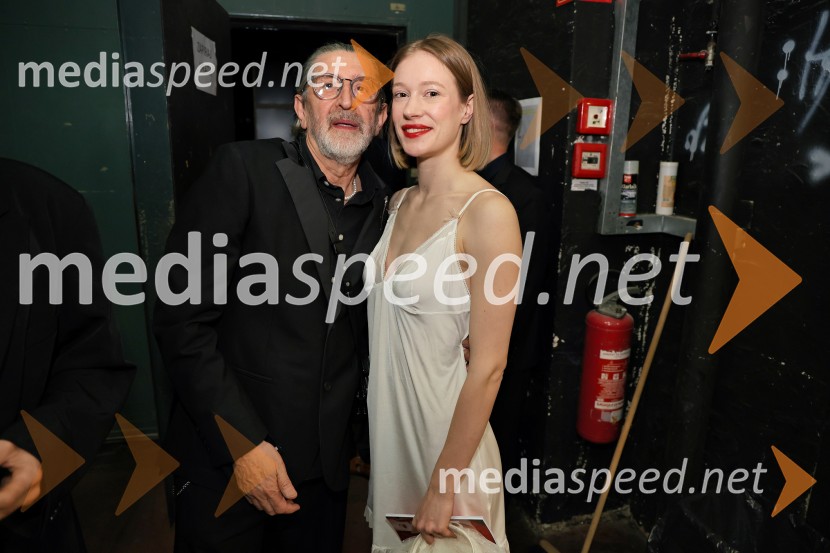  Leo Kulaš, kostumograf;  Julija Klavžar, igralkaFedra, premiera Drame SNG Maribor