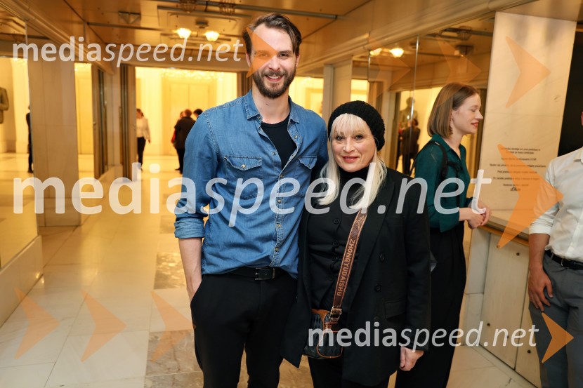  Blaž Dolenc, igralec;  Ana Žvorc, koreografinja, stilistkaFedra, premiera Drame SNG Maribor