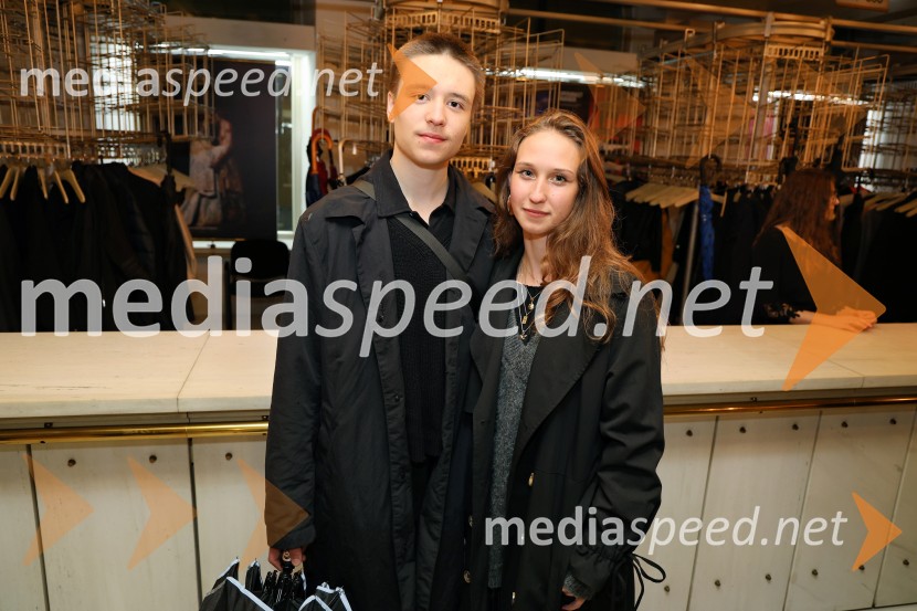  Svit Šturbej;  ... Fedra, premiera Drame SNG Maribor