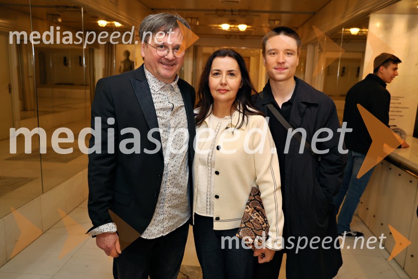  Branko Šturbej, igralec;  Ksenija Mišič, igralka;  Svit ŠturbejFedra, premiera Drame SNG Maribor