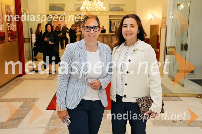  Tanja Lužar, dramaturginja;  Ksenija Mišič, igralkaFedra, premiera Drame SNG Maribor